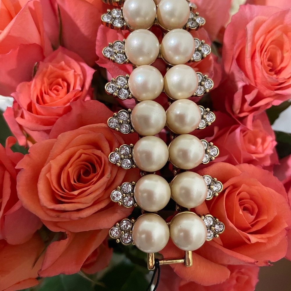 NWT Monet Gold Pearl Crystal Vintage Style Bracelet